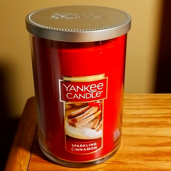 YANKEE CANDLE